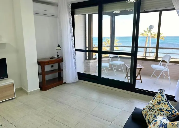 Апартаменты La Sal: Precioso Piso Vistas Panoramicas Al Mar Торевьиа