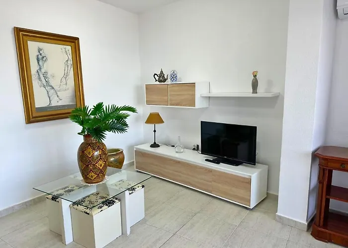 La Sal: Precioso Piso Vistas Panoramicas Al Mar Торевьиа